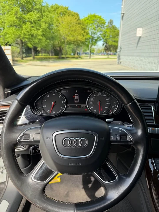 2015 Audi D4 A8 - Image 9 of 16
