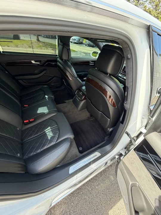 2015 Audi D4 A8 - Image 12 of 16