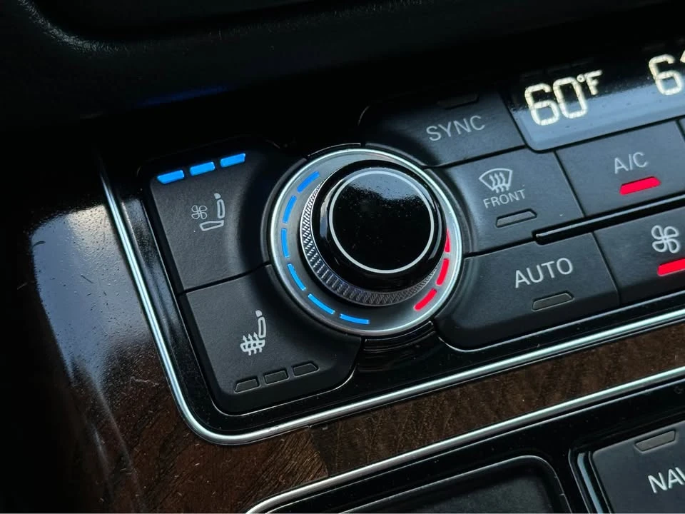 2015 Audi D4 A8 - Image 16 of 19