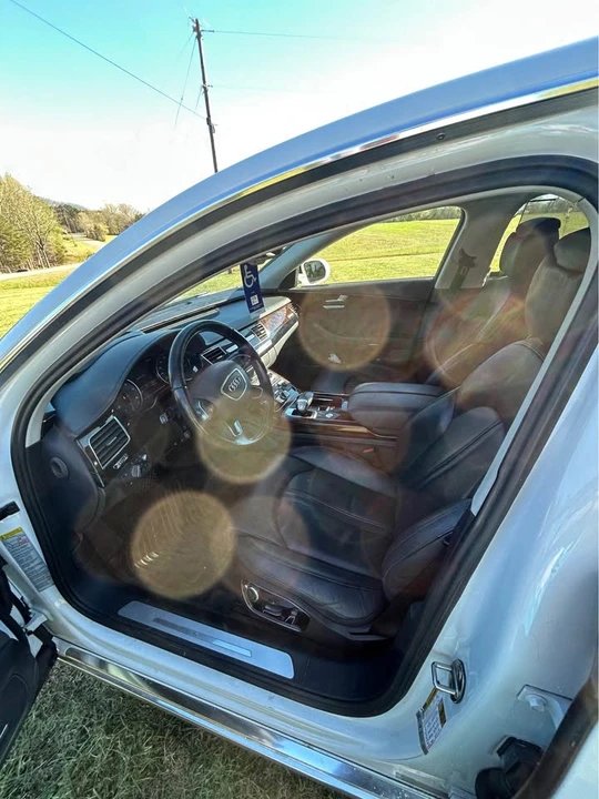 2015 Audi D4 A8 - Image 8 of 10