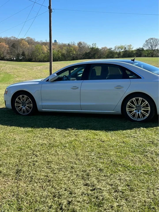 2015 Audi D4 A8 - Image 3 of 10