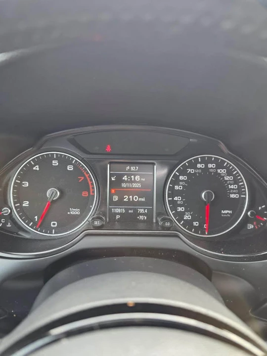 2015 Audi 8R Q5 - Image 14 of 15
