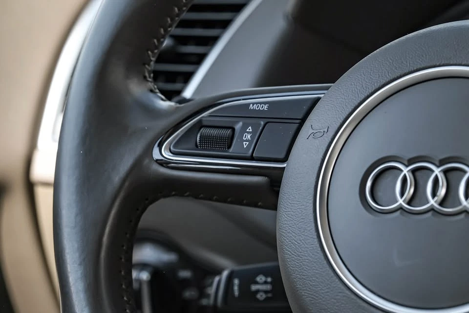2015 Audi 8R Q5 - Image 15 of 15