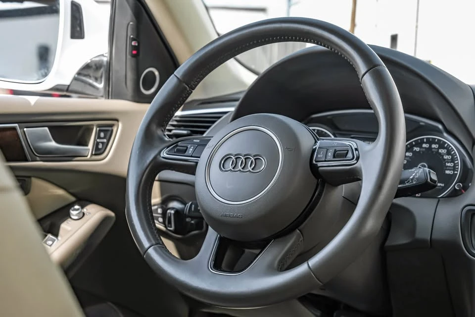 2015 Audi 8R Q5 - Image 13 of 15