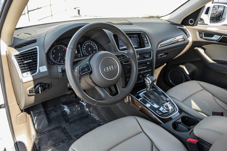 2015 Audi 8R Q5 - Image 2 of 15