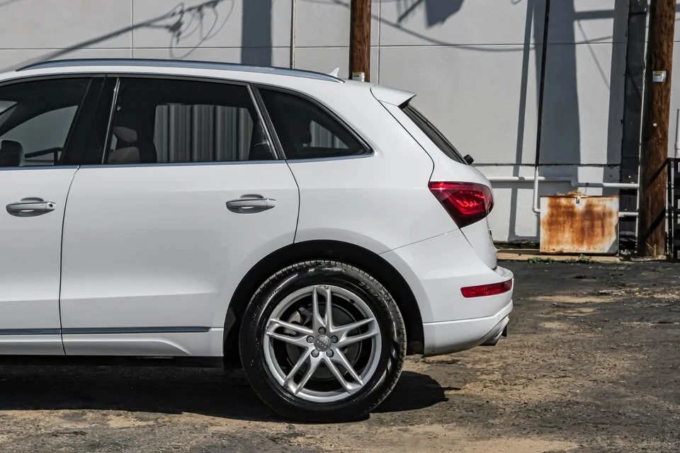 2015 Audi 8R Q5 - Image 9 of 15