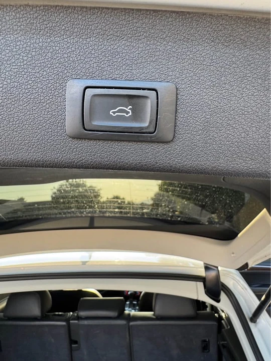 2015 Audi 8R Q5 - Image 4 of 17