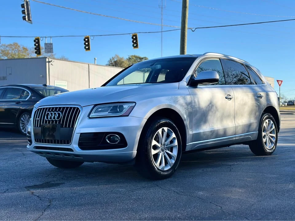2015 Audi 8R Q5 - Image 2 of 19