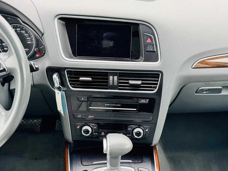 2015 Audi 8R Q5 - Image 14 of 20