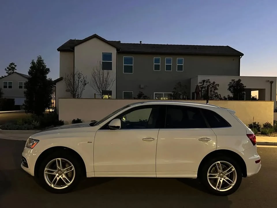 2015 Audi 8R Q5 - Image 2 of 9