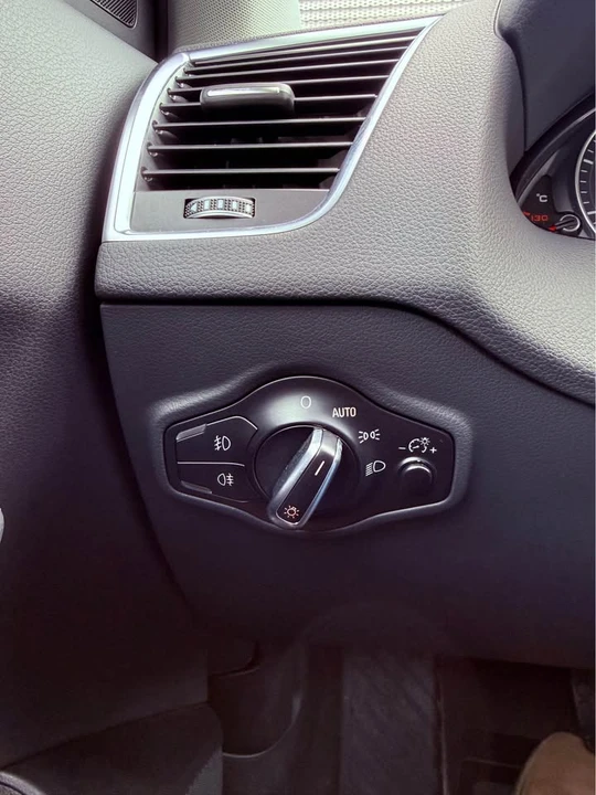 2015 Audi 8R Q5 - Image 15 of 17