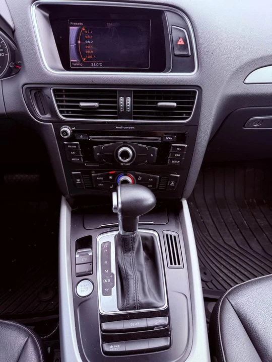2015 Audi 8R Q5 - Image 16 of 17