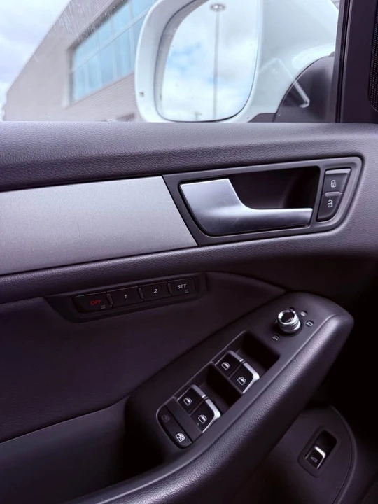 2015 Audi 8R Q5 - Image 12 of 17