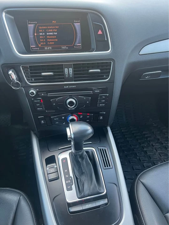 2015 Audi 8R Q5 - Image 8 of 10