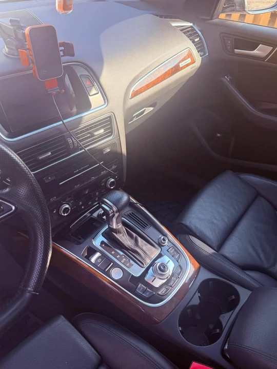 2015 Audi 8R Q5 - Image 7 of 9