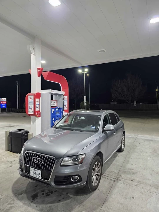 2015 Audi 8R Q5 - Image 8 of 8
