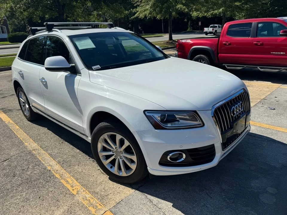 2015 Audi 8R Q5 - Image 2 of 18