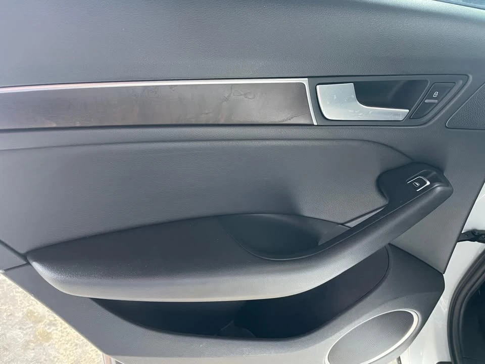 2015 Audi 8R Q5 - Image 10 of 13