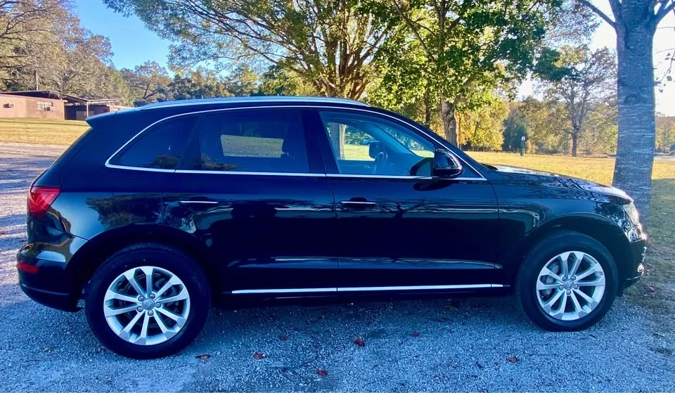 2015 Audi 8R Q5 - Image 2 of 8