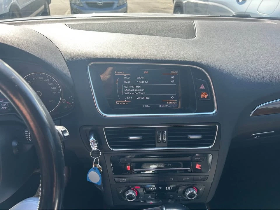2015 Audi 8R Q5 - Image 8 of 10