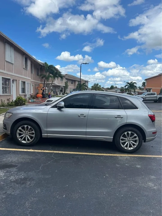 2015 Audi 8R Q5 - Image 2 of 10