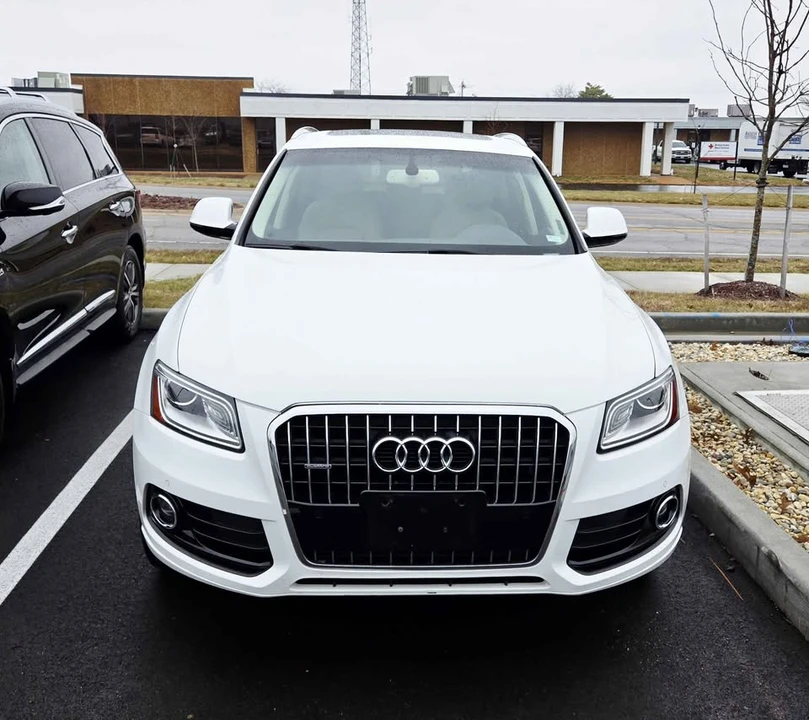 2015 Audi 8R Q5 - Image 2 of 7