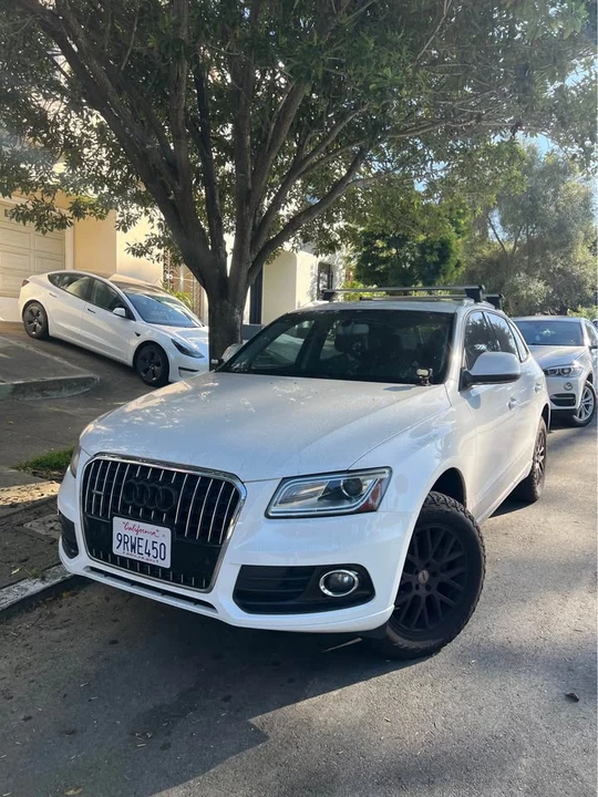 2015 Audi 8R Q5 - Image 2 of 9