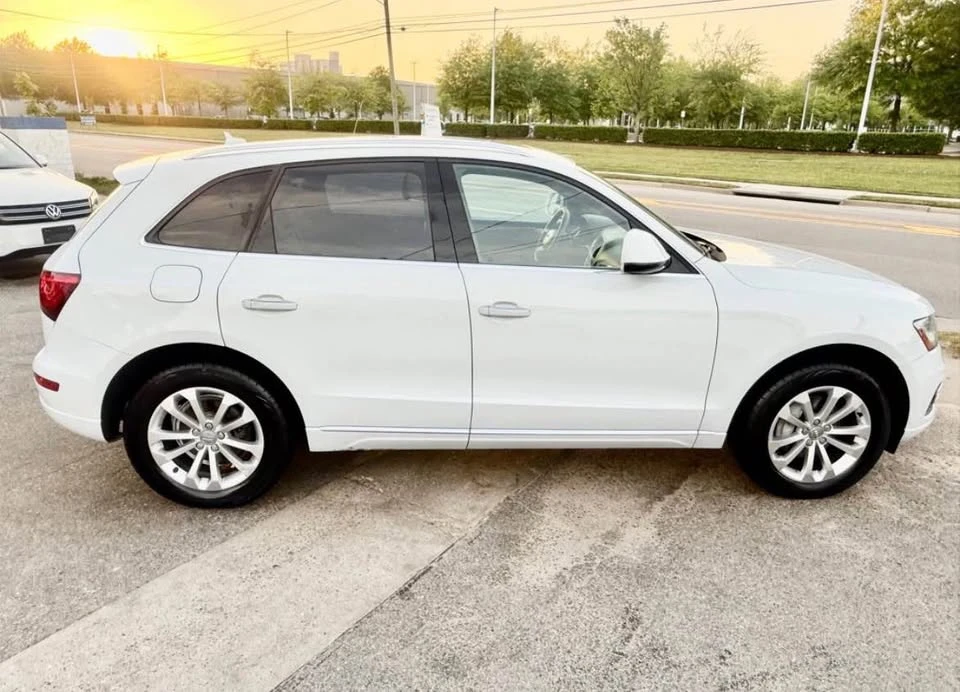 2015 Audi 8R Q5 - Image 8 of 20