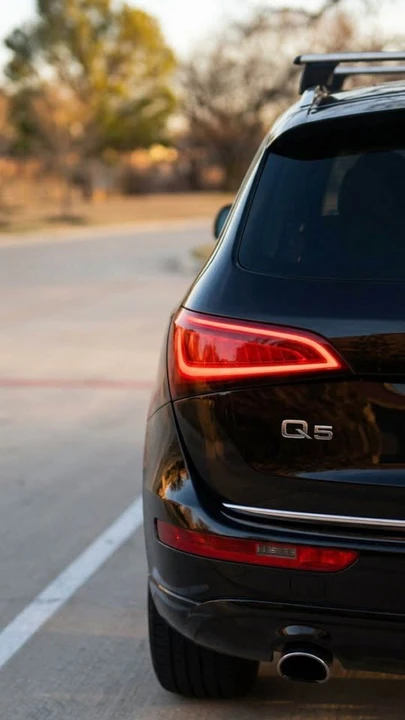 2015 Audi 8R Q5 - Image 2 of 18