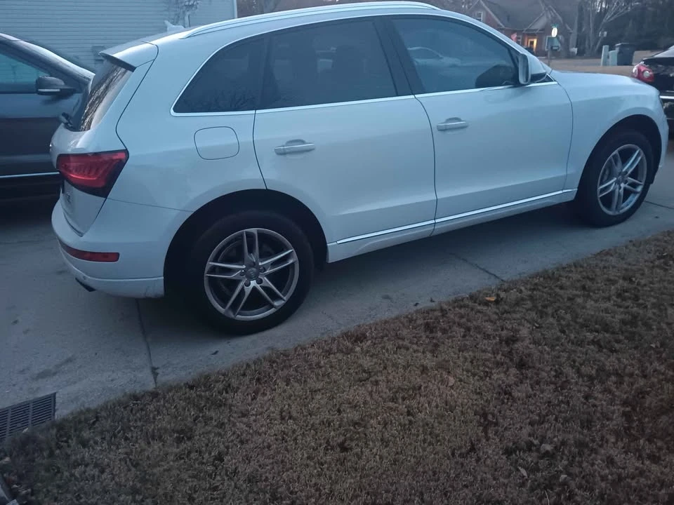 2015 Audi 8R Q5 - Image 4 of 12