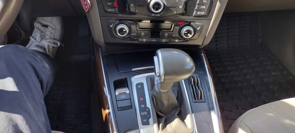 2015 Audi 8R Q5 - Image 10 of 17