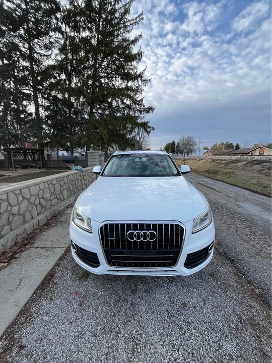 2015 Audi 8R Q5 - Image 2 of 6