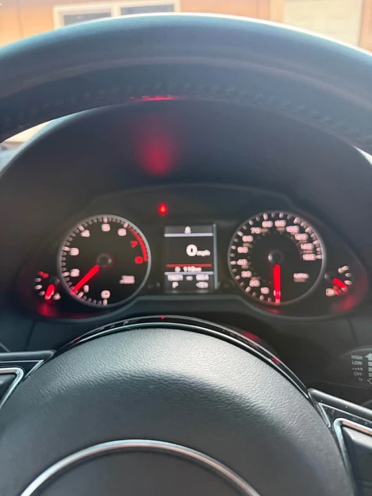 2015 Audi 8R Q5 - Image 10 of 16