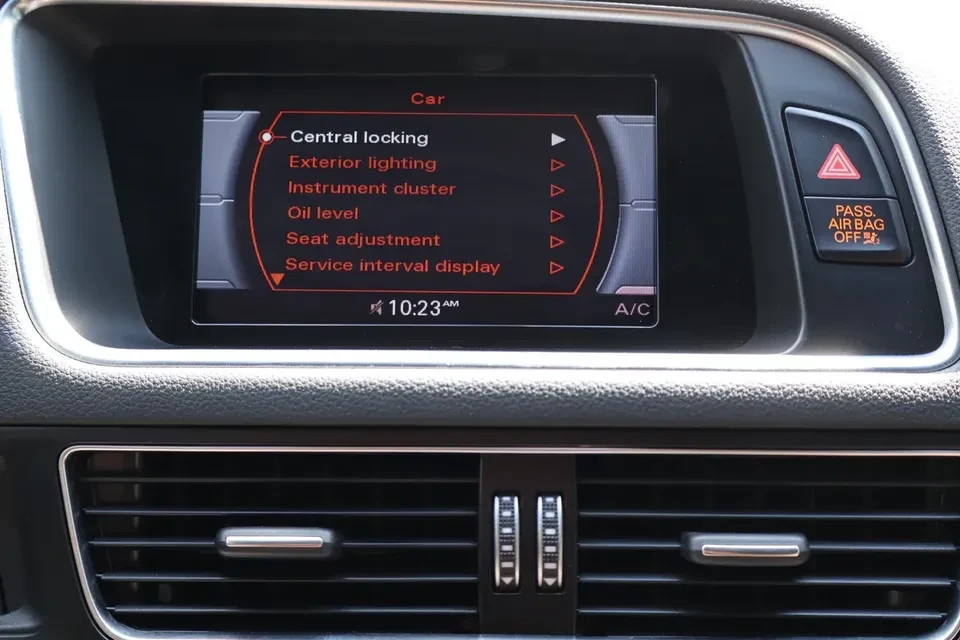 2015 Audi 8R Q5 - Image 18 of 20