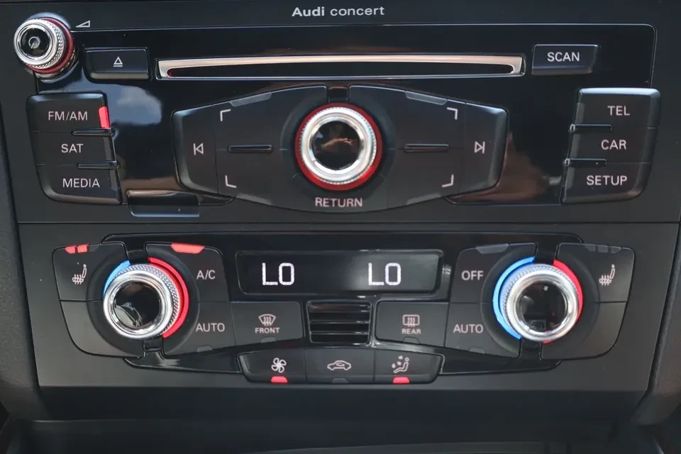 2015 Audi 8R Q5 - Image 17 of 20