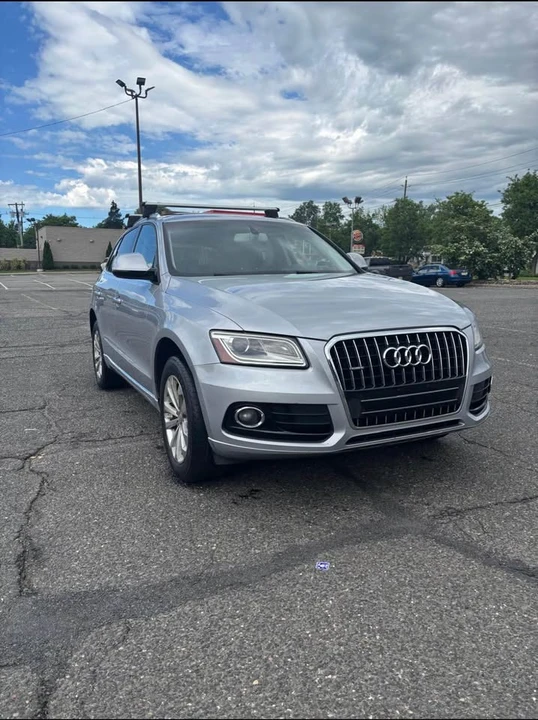 2015 Audi 8R Q5 - Image 2 of 9