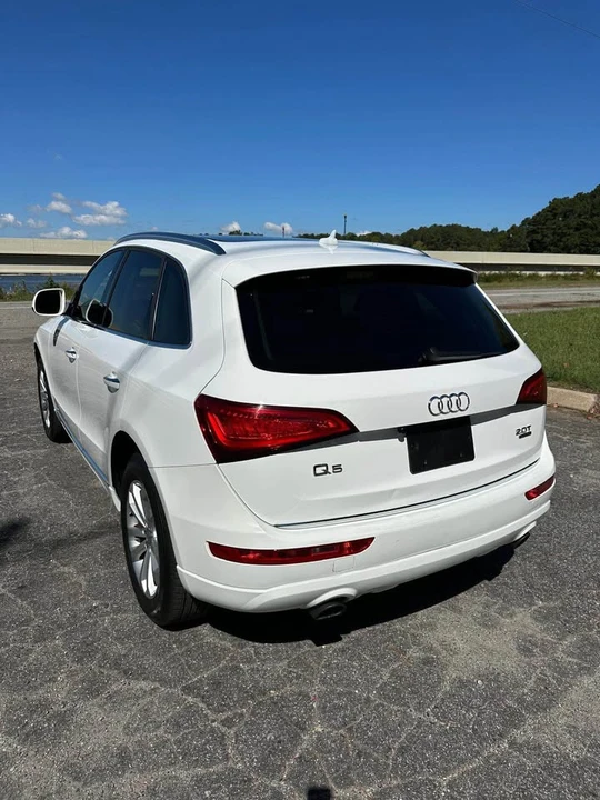 2015 Audi 8R Q5 - Image 8 of 15