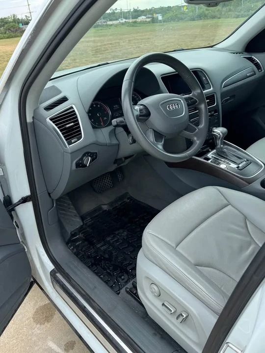 2015 Audi 8R Q5 - Image 8 of 8