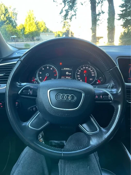 2015 Audi 8R Q5 - Image 8 of 15