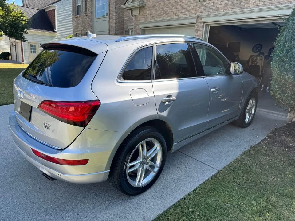 2015 Audi 8R Q5 - Image 8 of 9
