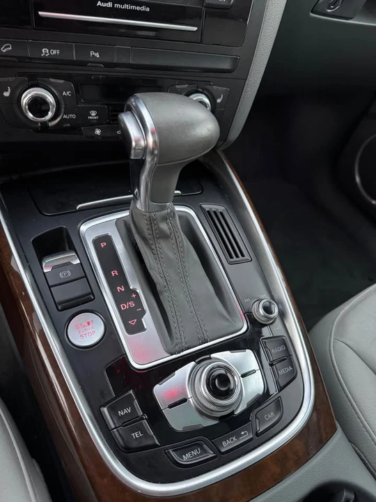 2015 Audi 8R Q5 - Image 12 of 16