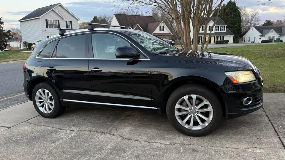 2015 Audi 8R Q5 - Image 2 of 6