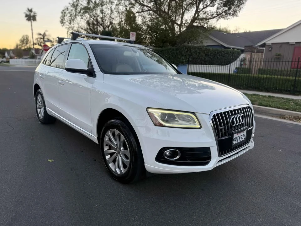 2015 Audi 8R Q5 - Image 2 of 15