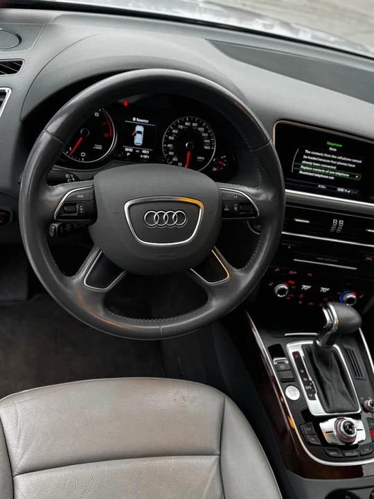 2015 Audi 8R Q5 - Image 10 of 14