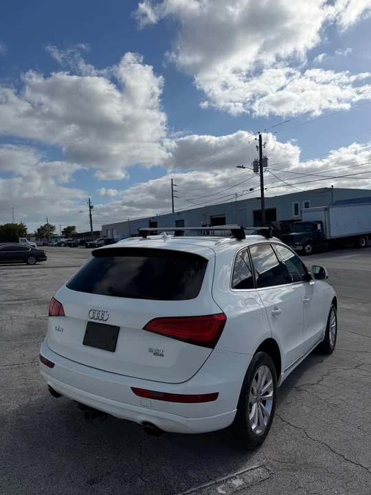 2015 Audi 8R Q5 - Image 2 of 10