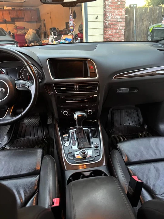 2015 Audi 8R Q5 - Image 10 of 19