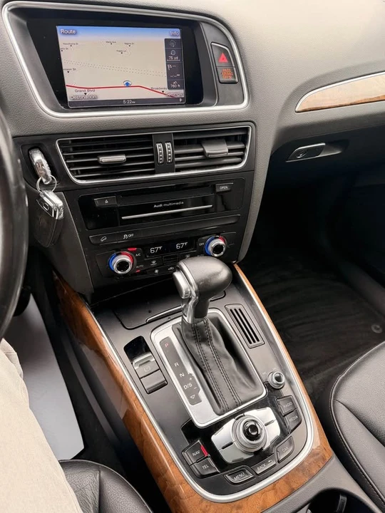 2015 Audi 8R Q5 - Image 9 of 18