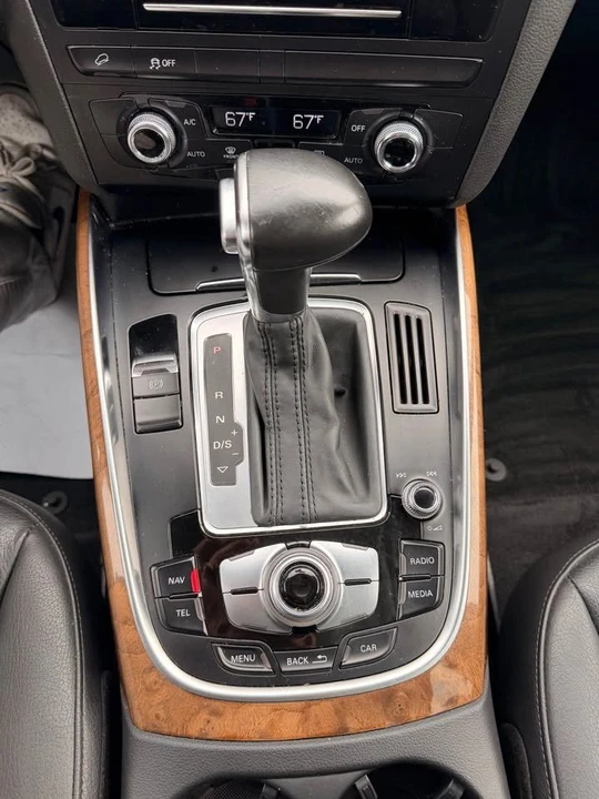 2015 Audi 8R Q5 - Image 8 of 18