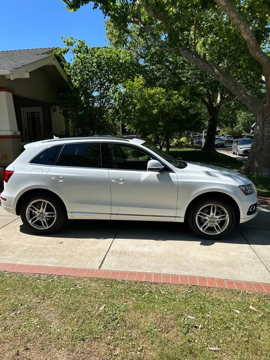 2015 Audi 8R Q5 - Image 2 of 14
