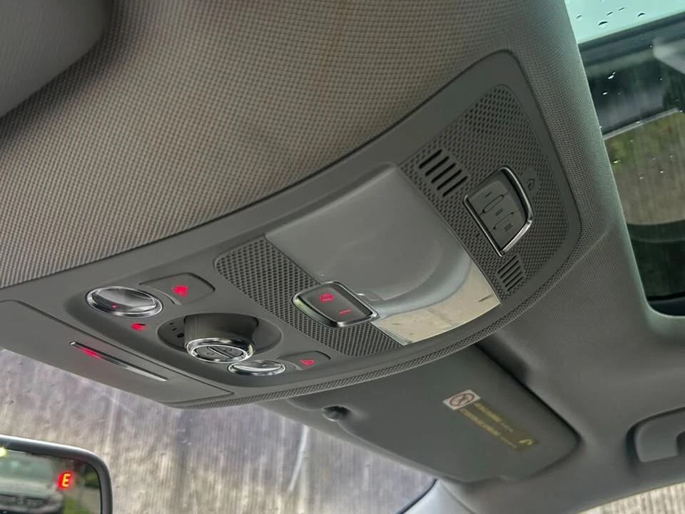 2015 Audi 8R Q5 - Image 12 of 18
